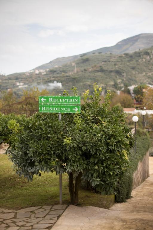 Apartamento Casale Le Noci Vico Equense Exterior foto