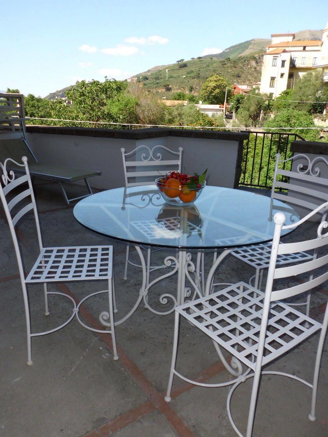 Apartamento Casale Le Noci Vico Equense Exterior foto