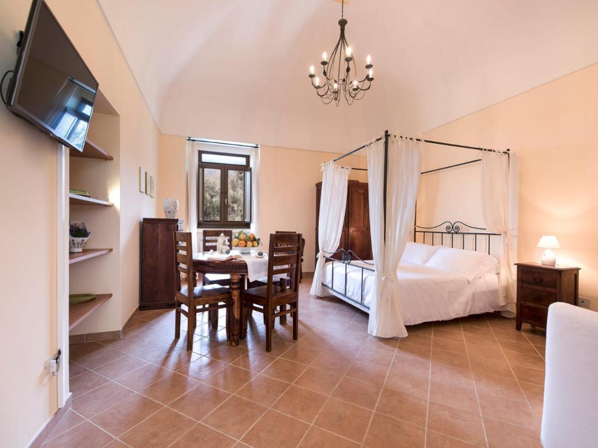 Apartamento Casale Le Noci Vico Equense Exterior foto
